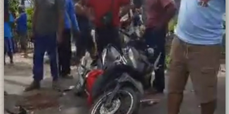 Kecelakaan seorang ibu dan seorang bocah tewas