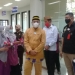 MALL PELAYANAN PUBLIK - Bupati Bone Bolango Hamim Pou saat menghadiri pengresmian Mal Pelayanan Publik Bone Bolango (Indra/Gopos)