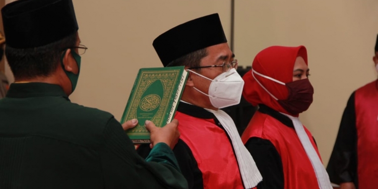 Pelantikan Ketua Pengadilan Negeri Gorontalo dan Ketua Pengadilan Negeri Tilamuta. Foto: Istimewa.
