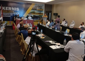 Rapat kerja teknis ini bertujuan untuk mempercepat pelaksanaan program dan kegiatan prioritas yang ada dalam dokumen pelaksanaan anggaran dinas PUPR tahun 2021. Foto: Aldy/gopos.