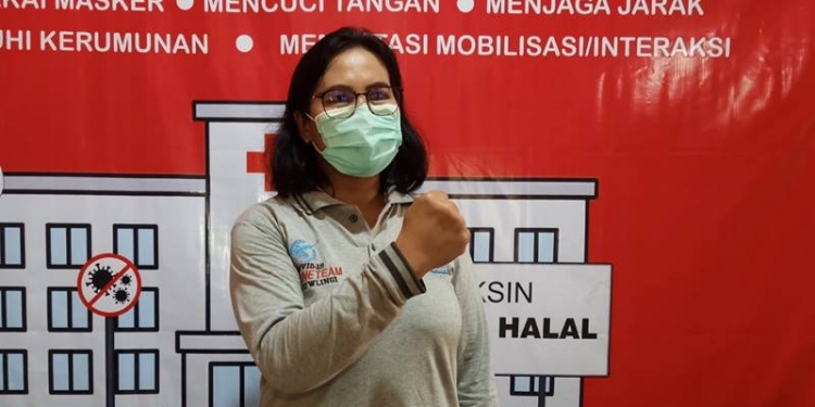Vaksinasi Perdana