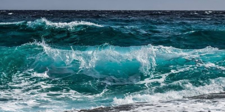 Ilutrasi gelombang air laut (foto: pixabay.com)