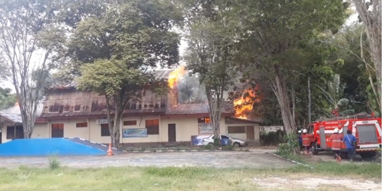 Gedung serbaguna Polres Gorontalo terbakar