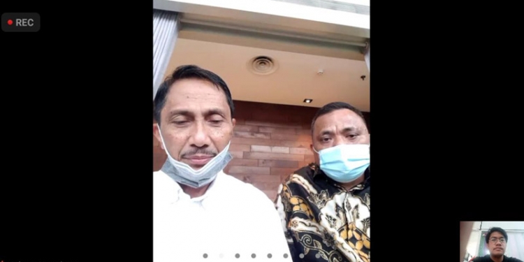 Tangkapan Layar - Pasangan Calon Bupati Nelson Pomalingo dan Calon Wakil Bupati Hendra S Hemeto, Saat melakukan vidcon bersama media. (Putra/Gopos)