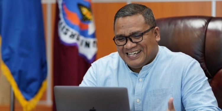 Rektor UNG, Eduart Wolok.
