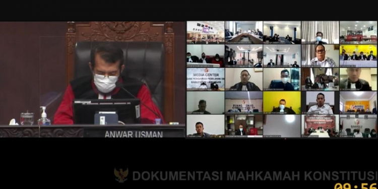 Tangkapan Layar - Pembacaan Putusan Sidang Perselisihan Hasil Sengketa Pilkada (Pemilihan Kepala Daerah)
