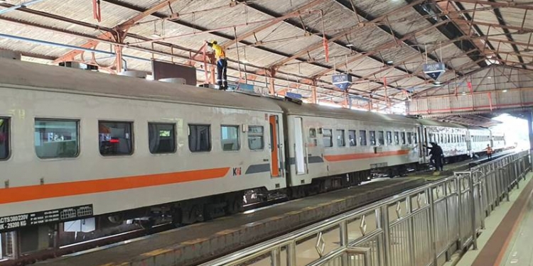 Kereta Api
