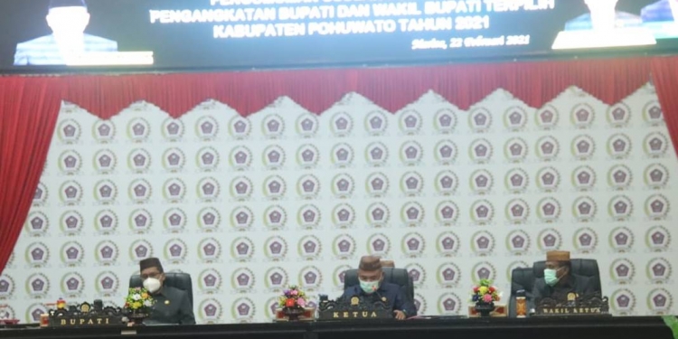 Paripurna Pelantikan Bupati Pohuwato