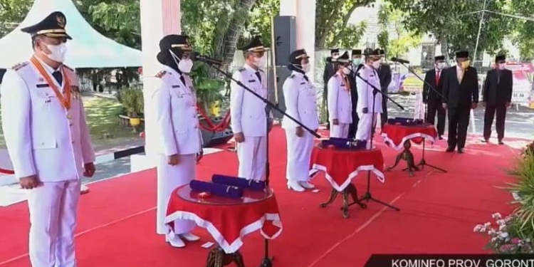 Pelantikan Tiga Bupati