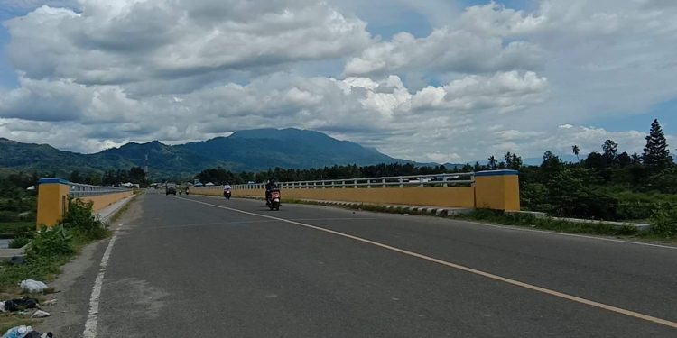 Jalan Nasional di Provinsi Gorontalo. Foto: Aldy/gopos.