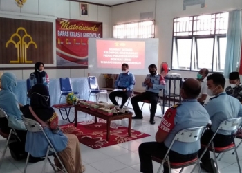 Pembahasan terkait rencana peningkatan dan pendampingan mantan warga binaan atau Klien, untuk meningkatkan kreativitas, dan agar mudah diterima oleh masyarakat. Foto : Sari/gopos