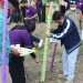 Bupati Gorontalo, Nelson Pomalingo, melakukan penanaman benih jagung di sela kunjungan ke Yayasan Lihawa.(Putra/gopos)
