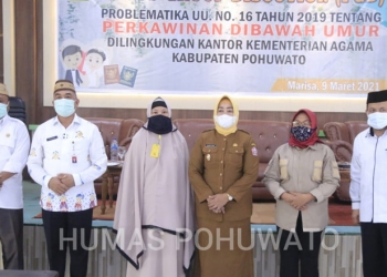 Wakil Bupati Pohuwato, Suharsi Igirisa saat mengikuti kegiatan FGD terkait problematika UU nomor 16 tahun 2019.