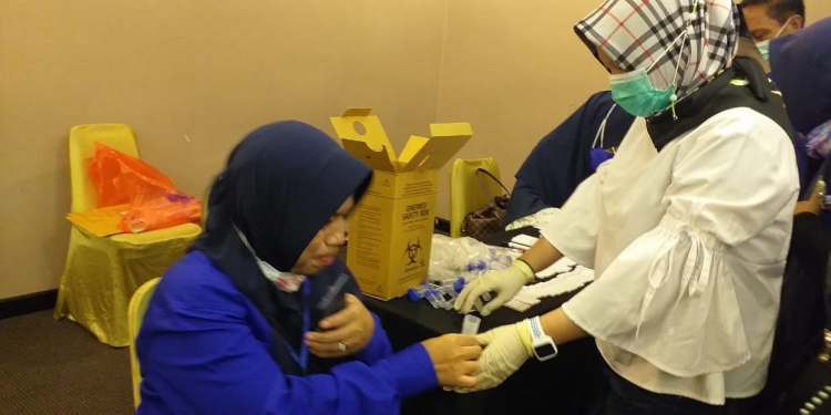 Pelaksanaan Swab Antigen kepada Peserta Rakorwil Partai Nasdem Provinsi Gorontalo (Indra/Gopos)