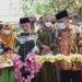 Bupati Gorontalo Nelson Pomalingo dan Wakil Bupati Hendra S Hemeto saat meresmikan TK Pembina Kecamatan Asparaga Desa Mohiolo (Putra/Gopos)