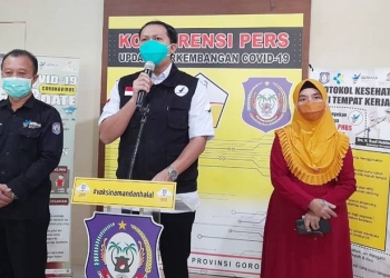 Konpresi pers Laboratorium
