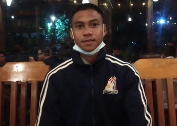 Algifari Tangio, remaja asal Kecamatan Boliyohuto Desa Diloniyohu terpilih untuk mengikuti seleksi Timnas U-16 di Jakarta. (Putra Gopos)