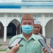 Sekretaris Badan Takmirul Masjid Agung Baitul Haq Islamic Center Kabupaten Bone Bolango, Ismail Huntua saat diwawancarai terkait persiapan pembukaan masjid jelang ramadan