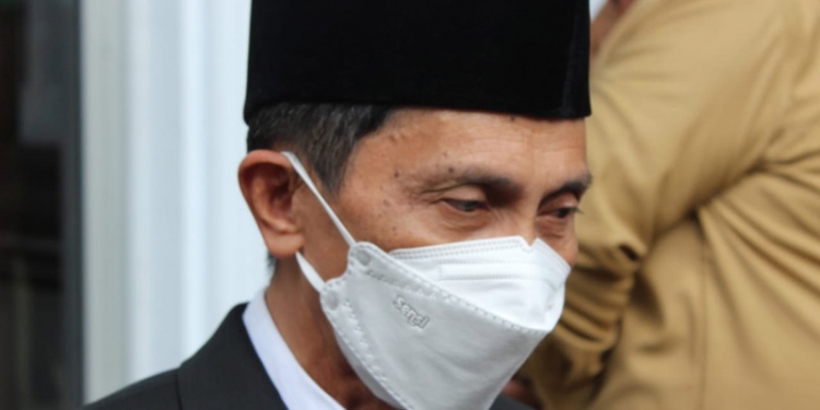 Bupati Gorontalo Nelson Pomalingo (Putra Gopos)