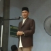 Bupati Gorontalo Nelson Pomalingo ketika memberikan arahan saat hendak melaksanakan sholat tarawih. (Putra Gopos)