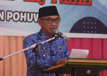 Bupati Pohuwato Saipul A. Mbuinga saat memberikan sambutan pada pengukuhan KORPRI Kabupaten Pohuwato, Selasa (6/4/2021).(Yadin