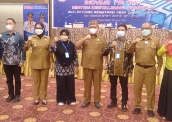 Kegjatan Bimbingan Teknis Inovasi "SI DIA" kepada para petugas registrasi Desa dan Kelurahan Se Kabupaten Bone Bolango di Hotel Maqna Kota Gorontalo (Indra/Gopos)