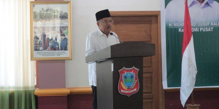 Ketua Dewan Masjid Indonesia (DMI) Pusat Jusuf Kalla. (Putra Gopos)