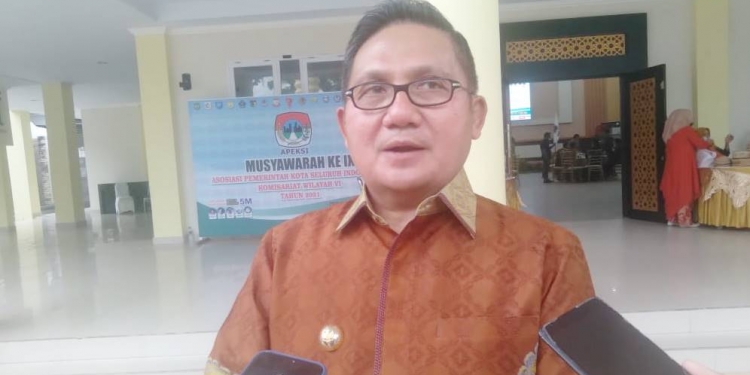 Pasar senggol