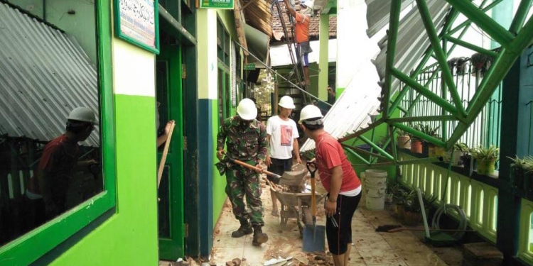 Gempa bLitar
