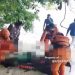 NELAYAN HILANG - Proses evakuasi seorang nelayan yang ditemukan oleh tim SAR gabungan di Pantai Kulowoka, Gorut, Rabu (14/4/2021) (istimewa)