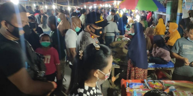 Kerumunan Batudaa