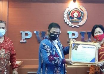 Webinar "Mengoptimalkan Pemanfaatan FABA untuk Pembangunan Ekonomi", Jumat, 9 April 2021, di Sekretariat PWI Pusat.
