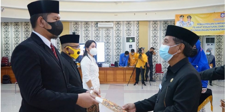 Pelantikan pejabat