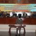 PANSUS - Ketua DPRD Provinisi Gorontalo, Paris RA Yusuf saat menandatangi secara resmi Panitia Khusus (Pansus) di Ruang Sidang DPRD, Senin (24/5/2021). Foto Istimewa