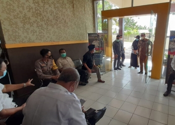 Kunjungan DPRD Provinsi Gorontalo ke Polsek Botupingge, Bone Bolango. (istimewa)