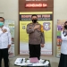 dr. Triyanto S. Bialangi, Juru Bicara, Satuan tugas (SATGAS) Covid-19 Provinsi Gorontalo (kiri),  Kombes Pol. Wahyu Tri Cahyono, Kabid Humas Polda Gorontalo (tengah), dr. Yana Yanti Suleman, Kepala Dinas Kesehatan Provinsi Gorontalo (kanan). Foto : (sari/gopos)
