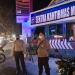 Personil Direktorat Binmas Polda Gorontalo turun memberikan himbauan di beberapa titik yang menjadi pusat mobilisasi masyarakat. (Humas Polda Gorontalo).