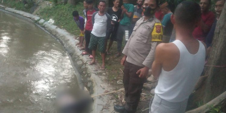 Penemuan mayat di Sungai Bone