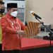 Wali Kota Gorontalo, Marten Taha, saat memimpin upacara peringatan Harkitnas tingkat Kota Gorontalo yang dilaksanakan secara terbatas, Kamis (20/5/2021). (Diskominfo)