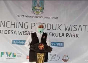 Gubernur Jawa Timur, Khofifah Indar Parawansa saat menyampaikan sambutan peluncuran Nangkula Park, Sabtu (22/5/2021). (Foto: istimewa)