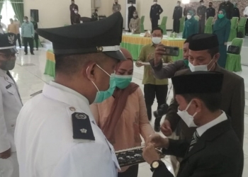 Bupati Gorontalo lantik kepala desa terpilih