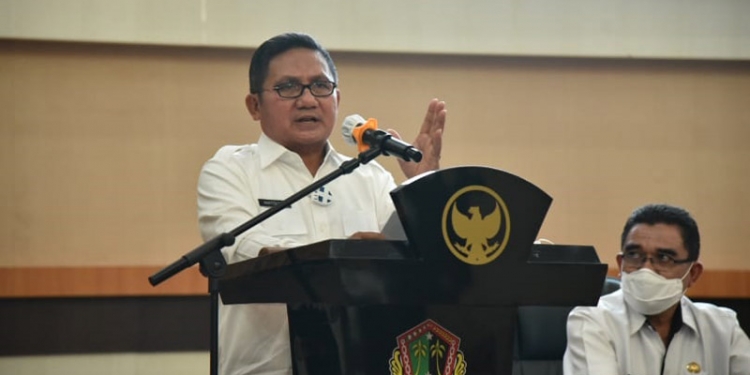 Wali Kota Gorontalo, Marten Taha, saat mebuka pelaksanaan Latsar CPNS Kota Gorontalo 2021, Kamis (19/5/2021).