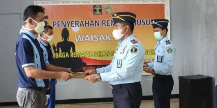 remisi Waisak