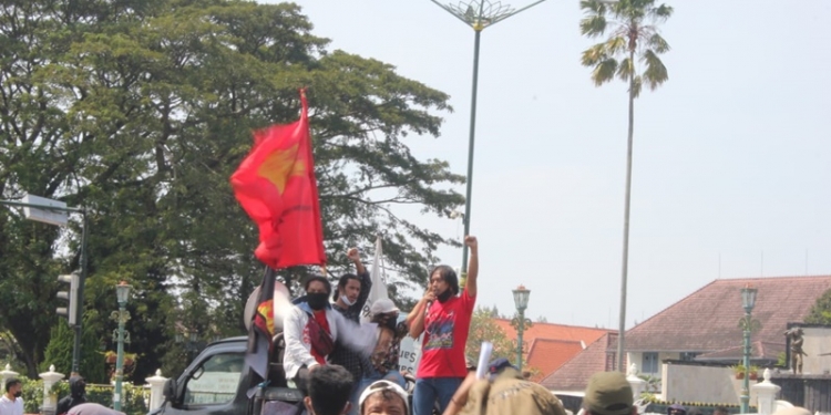 Aksi May Day