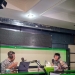 Bupati Gorontalo Nelson Pomalingo saat melakukan Podcast yang bertemakan "Refleksi Hari Kebangkitan Nasional" bersama Kepala Dinas Komunikasi dan Informatika (Kominfo) Kabupaten Gorontalo Haris Suparto Tome. (F : Putra/Gopos)