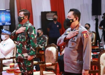 Kapolri Jenderal Listyo Sigit Prabowo, dan Panglima TNI Marsekal Hadi Tjahjanto. (Foto: istimewa)