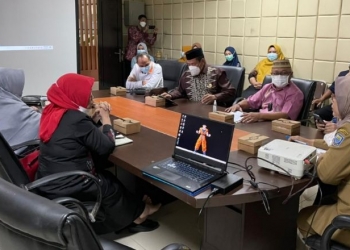 DPRD Provinsi Gorontalo saat melakukan kunjungan kerja Studi Komparasi di Kota Bandung terkait Perda Pengelolaan Zakat. Foto Istimewa