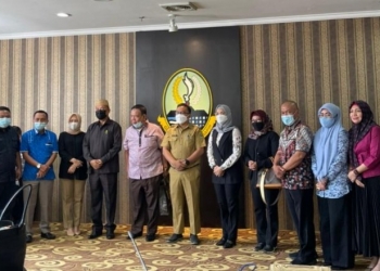 PENGELOLAAN BMD - Pansus Pengelolaan Barang Milik Daerah DPRD Provinsi Gorontalo, melakukan kunjungan kerja ke DPRD Provinsi Jawa Barat dan Badan Pengelolaan Keuangan dan Aset Daerah Provinsi Jawa Barat. Foto Istimewa