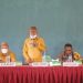 Asisten Kesra Pemda Pohuwato, Hamka Nento, didampingi Kadis Pertanian, Ikbal T. Salam, beserta Forkopimca, saat melakukan pendampingan, pengawasan, serta evaluasi kepada warga Kecamatan Popayato, dan Popayato Timur, Kamis(10/6/2021). (foto/humas)