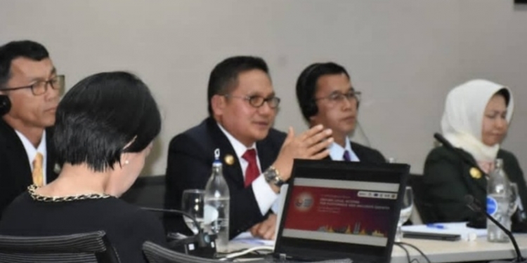 Wali Kota Gorontalo, Marten Taha, saat mengikuti ASEAN Mayors Forum di Bangkok 2019 lalu. Foto Istimewa